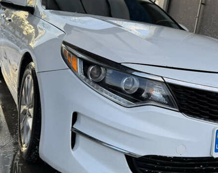 Белый Киа Оптима, объемом двигателя 2.36 л и пробегом 96 тыс. км за 11500 $, фото 6 на Automoto.ua