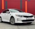 Белый Киа Оптима, объемом двигателя 0 л и пробегом 160 тыс. км за 8997 $, фото 1 на Automoto.ua
