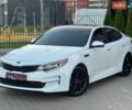 Белый Киа Оптима, объемом двигателя 2.36 л и пробегом 112 тыс. км за 9500 $, фото 1 на Automoto.ua