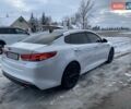 Білий Кіа Оптіма, об'ємом двигуна 2.4 л та пробігом 190 тис. км за 12000 $, фото 4 на Automoto.ua