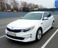 Белый Киа Оптима, объемом двигателя 2.4 л и пробегом 165 тыс. км за 9000 $, фото 1 на Automoto.ua
