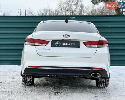 Білий Кіа Оптіма, об'ємом двигуна 2.36 л та пробігом 153 тис. км за 9500 $, фото 13 на Automoto.ua