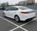 Білий Кіа Оптіма, об'ємом двигуна 2.4 л та пробігом 165 тис. км за 10000 $, фото 3 на Automoto.ua