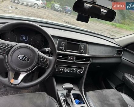 Білий Кіа Оптіма, об'ємом двигуна 2.4 л та пробігом 113 тис. км за 11400 $, фото 14 на Automoto.ua