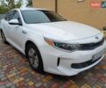 Белый Киа Оптима, объемом двигателя 2 л и пробегом 140 тыс. км за 12000 $, фото 4 на Automoto.ua