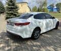 Білий Кіа Оптіма, об'ємом двигуна 2.4 л та пробігом 192 тис. км за 10000 $, фото 6 на Automoto.ua