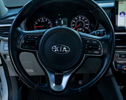 Белый Киа Оптима, объемом двигателя 2.4 л и пробегом 160 тыс. км за 13000 $, фото 27 на Automoto.ua