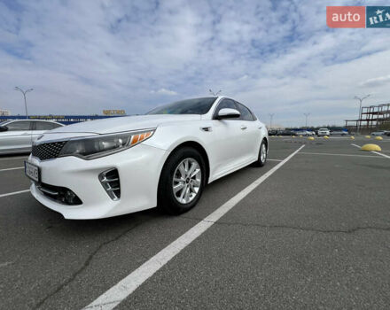 Білий Кіа Оптіма, об'ємом двигуна 2.4 л та пробігом 124 тис. км за 12100 $, фото 5 на Automoto.ua