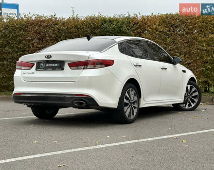 Білий Кіа Оптіма, об'ємом двигуна 2.36 л та пробігом 153 тис. км за 9500 $, фото 20 на Automoto.ua