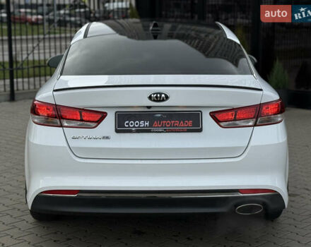Белый Киа Оптима, объемом двигателя 2.36 л и пробегом 100 тыс. км за 9900 $, фото 9 на Automoto.ua