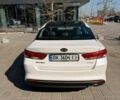 Белый Киа Оптима, объемом двигателя 1.69 л и пробегом 222 тыс. км за 14900 $, фото 5 на Automoto.ua