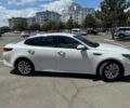 Білий Кіа Оптіма, об'ємом двигуна 2.4 л та пробігом 112 тис. км за 12000 $, фото 5 на Automoto.ua