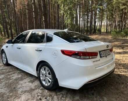 Білий Кіа Оптіма, об'ємом двигуна 2.4 л та пробігом 135 тис. км за 11200 $, фото 2 на Automoto.ua