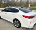 Білий Кіа Оптіма, об'ємом двигуна 2 л та пробігом 125 тис. км за 16400 $, фото 1 на Automoto.ua