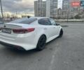 Киа Оптима 2016 в Киеве на Automoto.ua Белый Киа Оптима, объемом двигателя 2.4 л и пробегом 100 тыс. км за 11400 $, фото 1 на Automoto.ua