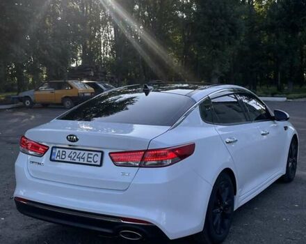 Білий Кіа Оптіма, об'ємом двигуна 2.36 л та пробігом 211 тис. км за 11450 $, фото 5 на Automoto.ua