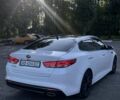 Белый Киа Оптима, объемом двигателя 2.36 л и пробегом 230 тыс. км за 11600 $, фото 5 на Automoto.ua