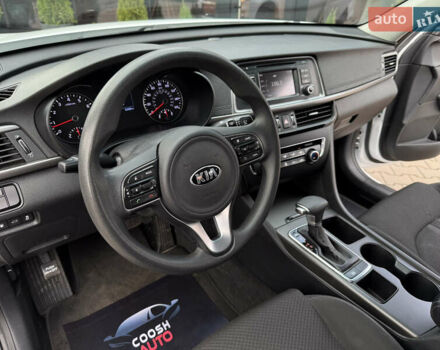 Белый Киа Оптима, объемом двигателя 2.36 л и пробегом 100 тыс. км за 9900 $, фото 13 на Automoto.ua