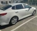 Білий Кіа Оптіма, об'ємом двигуна 2.4 л та пробігом 167 тис. км за 9600 $, фото 2 на Automoto.ua