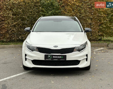 Білий Кіа Оптіма, об'ємом двигуна 2.36 л та пробігом 153 тис. км за 9500 $, фото 4 на Automoto.ua