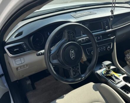 Белый Киа Оптима, объемом двигателя 2.4 л и пробегом 103 тыс. км за 10800 $, фото 3 на Automoto.ua