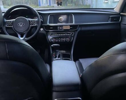 Білий Кіа Оптіма, об'ємом двигуна 2.36 л та пробігом 211 тис. км за 11800 $, фото 20 на Automoto.ua
