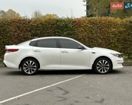 Білий Кіа Оптіма, об'ємом двигуна 2.36 л та пробігом 153 тис. км за 9500 $, фото 23 на Automoto.ua