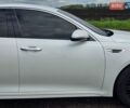 Белый Киа Оптима, объемом двигателя 2.4 л и пробегом 170 тыс. км за 11400 $, фото 3 на Automoto.ua