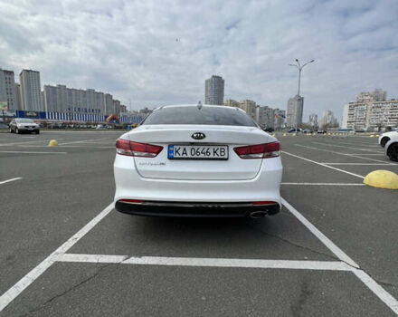 Білий Кіа Оптіма, об'ємом двигуна 2.4 л та пробігом 124 тис. км за 12100 $, фото 3 на Automoto.ua