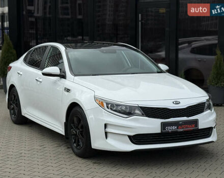 Белый Киа Оптима, объемом двигателя 2.36 л и пробегом 100 тыс. км за 9900 $, фото 2 на Automoto.ua