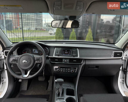 Белый Киа Оптима, объемом двигателя 2.36 л и пробегом 100 тыс. км за 9900 $, фото 18 на Automoto.ua