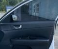 Білий Кіа Оптіма, об'ємом двигуна 2.36 л та пробігом 211 тис. км за 11800 $, фото 9 на Automoto.ua