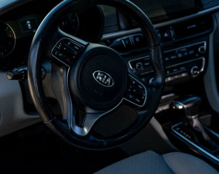 Белый Киа Оптима, объемом двигателя 2.4 л и пробегом 160 тыс. км за 13000 $, фото 28 на Automoto.ua