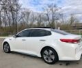 Білий Кіа Оптіма, об'ємом двигуна 2 л та пробігом 125 тис. км за 16400 $, фото 13 на Automoto.ua