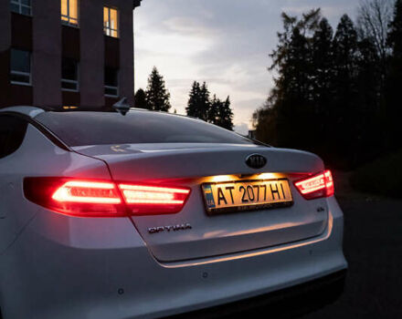 Белый Киа Оптима, объемом двигателя 2.4 л и пробегом 160 тыс. км за 13000 $, фото 18 на Automoto.ua