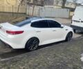 Белый Киа Оптима, объемом двигателя 2.36 л и пробегом 71 тыс. км за 13000 $, фото 3 на Automoto.ua