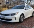 Білий Кіа Оптіма, об'ємом двигуна 2 л та пробігом 65 тис. км за 17000 $, фото 1 на Automoto.ua