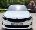 Белый Киа Оптима, объемом двигателя 2.35 л и пробегом 160 тыс. км за 12000 $, фото 1 на Automoto.ua