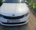 Білий Кіа Оптіма, об'ємом двигуна 2.4 л та пробігом 141 тис. км за 10500 $, фото 6 на Automoto.ua