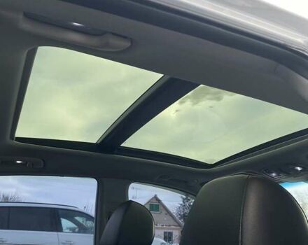 Білий Кіа Оптіма, об'ємом двигуна 2.4 л та пробігом 190 тис. км за 12000 $, фото 28 на Automoto.ua