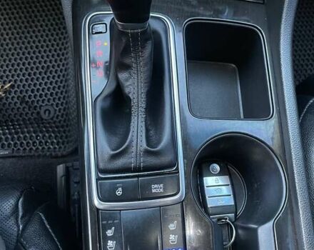 Білий Кіа Оптіма, об'ємом двигуна 2.36 л та пробігом 211 тис. км за 11450 $, фото 29 на Automoto.ua