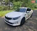 Белый Киа Оптима, объемом двигателя 2.4 л и пробегом 140 тыс. км за 12350 $, фото 4 на Automoto.ua