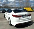Білий Кіа Оптіма, об'ємом двигуна 2.4 л та пробігом 160 тис. км за 11000 $, фото 1 на Automoto.ua