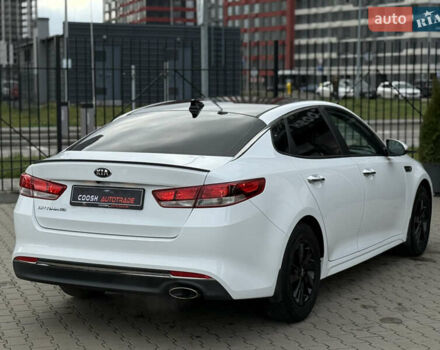 Белый Киа Оптима, объемом двигателя 2.36 л и пробегом 100 тыс. км за 9900 $, фото 10 на Automoto.ua