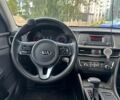 Білий Кіа Оптіма, об'ємом двигуна 2 л та пробігом 335 тис. км за 9300 $, фото 38 на Automoto.ua