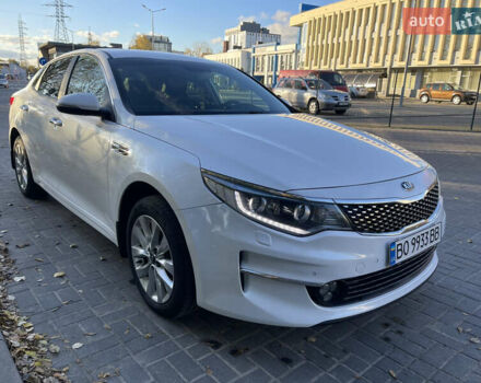 Белый Киа Оптима, объемом двигателя 1.69 л и пробегом 124 тыс. км за 14700 $, фото 2 на Automoto.ua