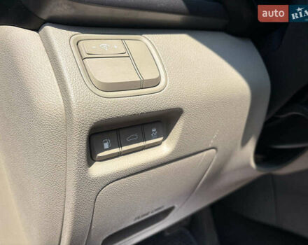 Белый Киа Оптима, объемом двигателя 2.4 л и пробегом 160 тыс. км за 11490 $, фото 16 на Automoto.ua