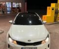Білий Кіа Оптіма, об'ємом двигуна 2 л та пробігом 210 тис. км за 317 $, фото 1 на Automoto.ua