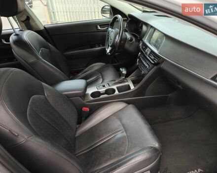 Белый Киа Оптима, объемом двигателя 2 л и пробегом 130 тыс. км за 16000 $, фото 14 на Automoto.ua