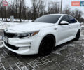 Белый Киа Оптима, объемом двигателя 2.36 л и пробегом 142 тыс. км за 10500 $, фото 8 на Automoto.ua